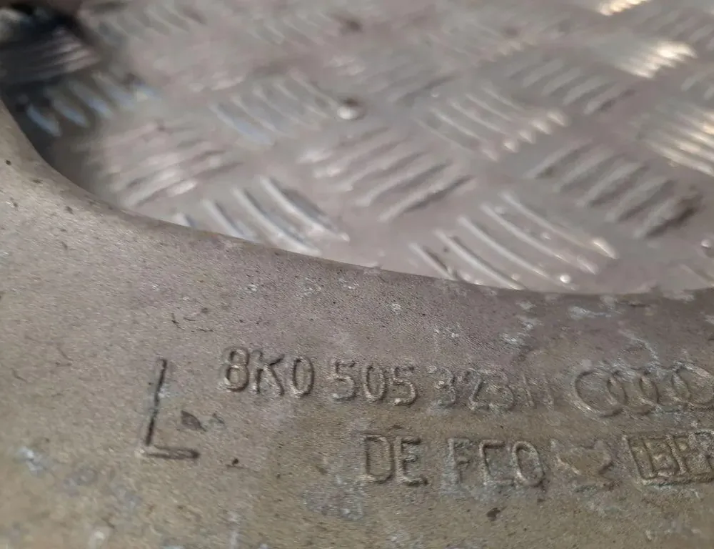 AUDI A8 D2/4D (1994-2002) Рычаг задний левый 8K0505323H 33406962