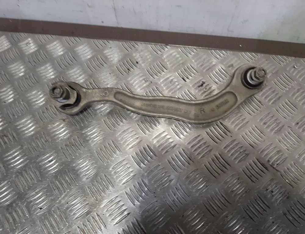 MERCEDES-BENZ S-Class W221 (2005-2013) Aizmugurējā labā svira/ričags 33407314