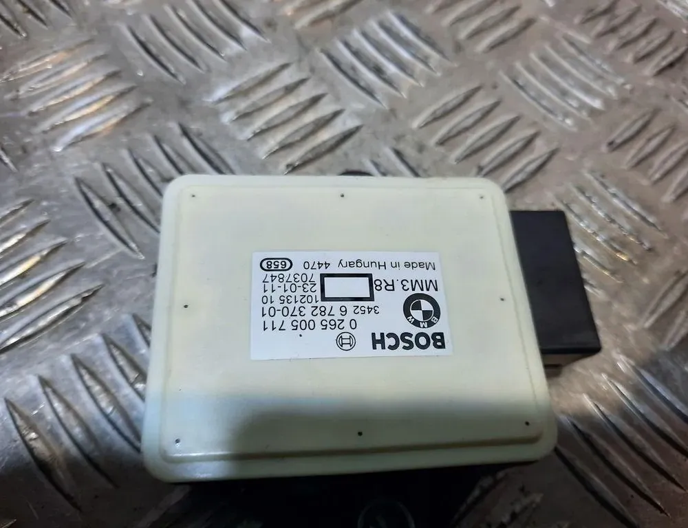 BMW X5 E70 (2006-2013) Датчик ускорения 33408701