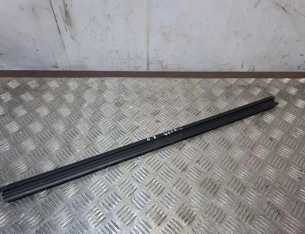 VOLKSWAGEN Tiguan 1 generation (2007-2017) Citas virsbūves detaļas 33408713