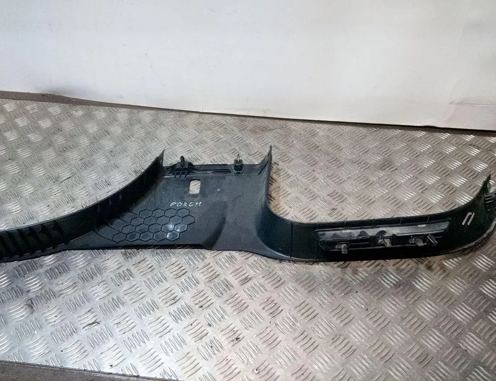 PORSCHE Cayenne 958 (2010-2018) Left Side B Pillar Trim 7P5853369 33411106