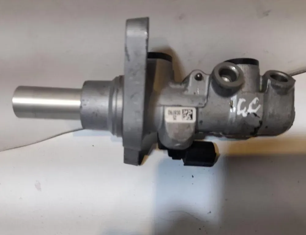 VOLKSWAGEN Passat B7 (2010-2015) Рабочий тормозной цилиндр 3C1611301 33411194