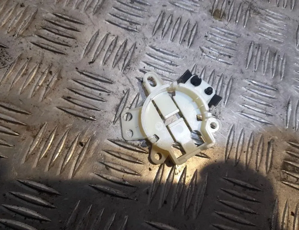 JAGUAR XF 1 generation  (2011-2016) Другие внутренние детали 33412158