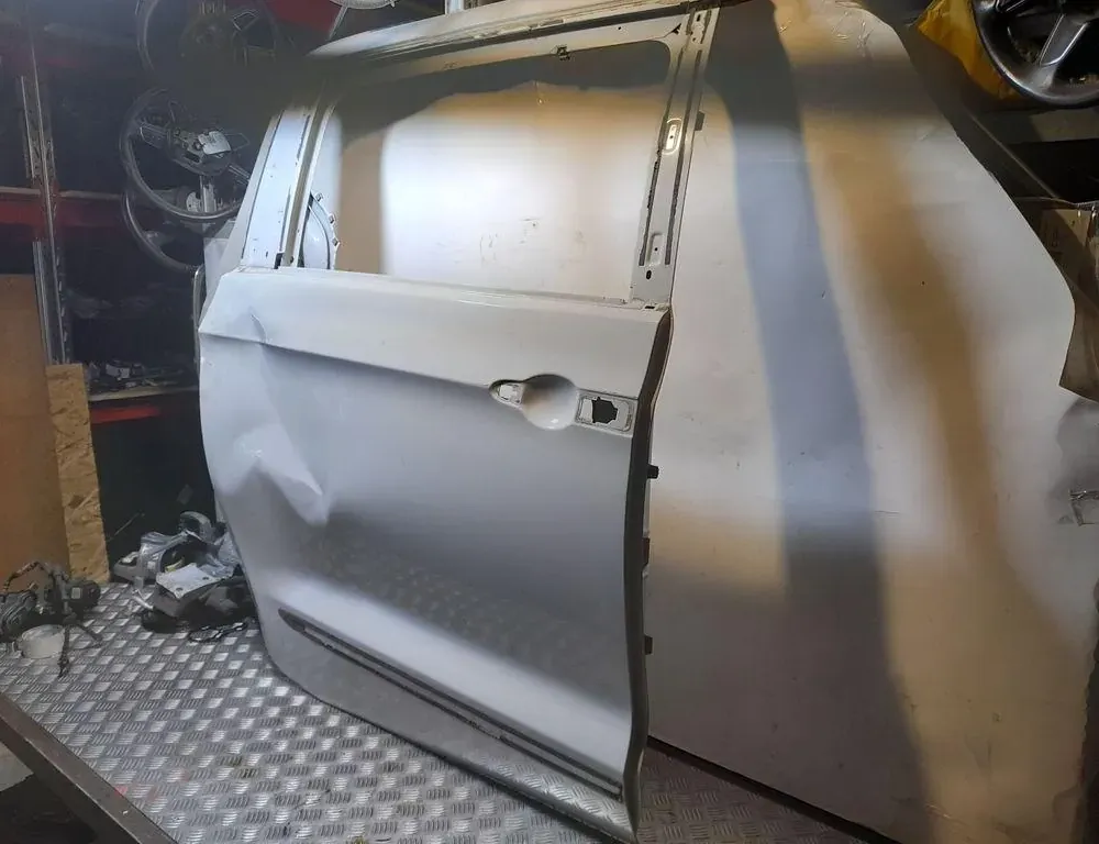 CHRYSLER Pacifica 2 generation (RU) (2016-2023) Labās puses bīdāmās durvis 33413724