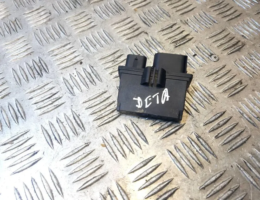 VOLKSWAGEN Jetta 3 generation (1992-1998) Citau veidu vadības bloki 7N0941329 33416489