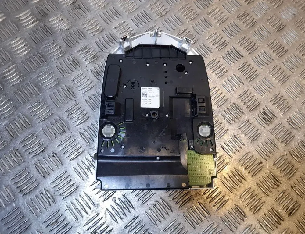 PORSCHE Cayenne 958 (2010-2018) Другие отделочные детали 7PP959728F,7PP919211D 33416797