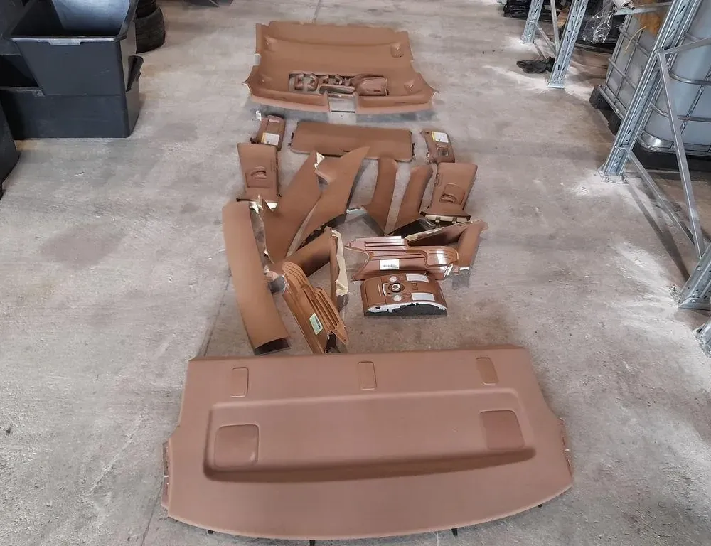 AUDI A6 C6/4F (2004-2011) Черная крыша 4F0867243A,4F5867505A 33419025