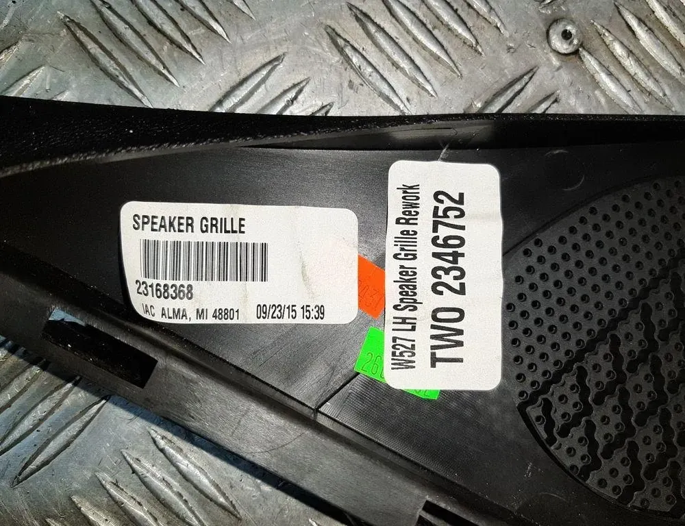 CHEVROLET Camaro 6 generation (2015-2024)  Крышка динамика 23168368 33421682