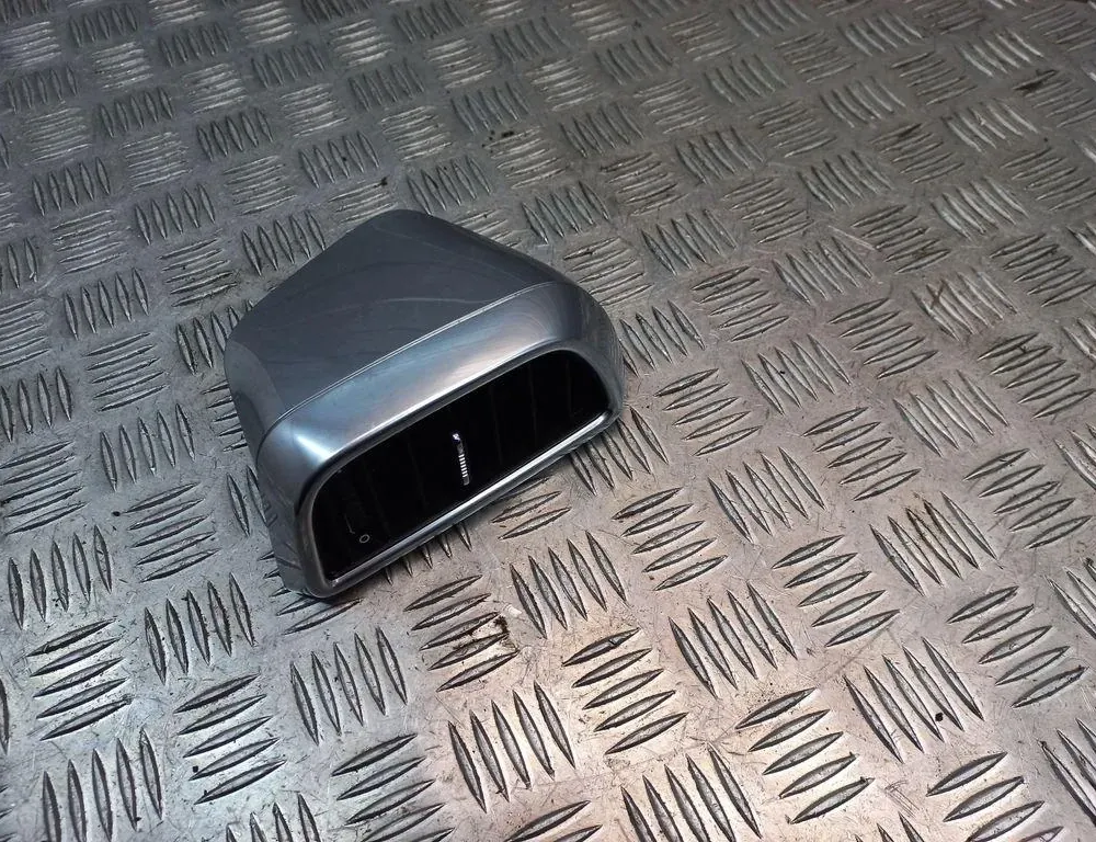 PORSCHE Cayenne 958 (2010-2018) Instrumentu paneļa gaisa kanāli 33422001