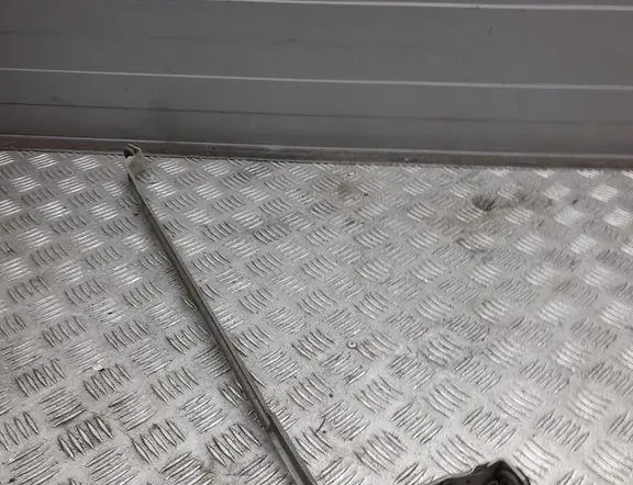 BMW 7 Series F01/F02 (2008-2015) Fuel Tank Holder 7184963 33422590