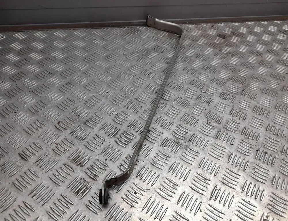 BMW 7 Series F01/F02 (2008-2015) Fuel Tank Holder 7184963 33422591