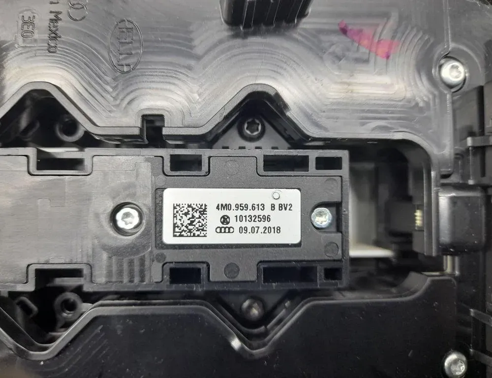 AUDI Q5 8R (2008-2017) Salona apgaismojums 5Q0951177,80A947135 33423156