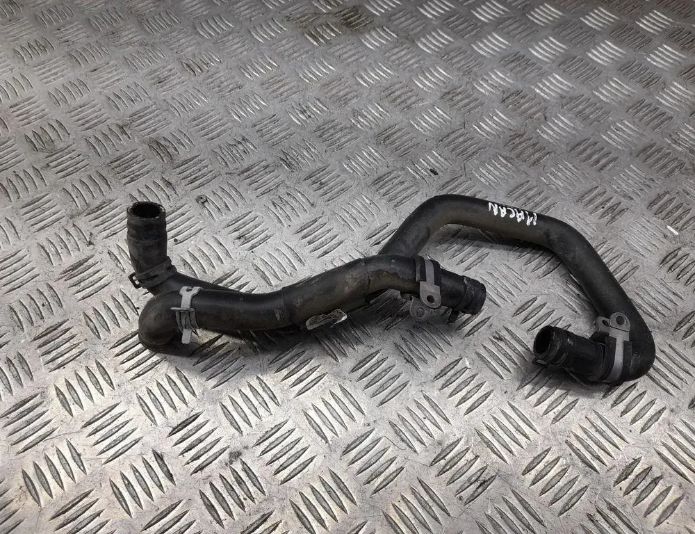 PORSCHE Macan 1 generation (2013-2023) Coolant Hose Pipe 95B819314A 33424866