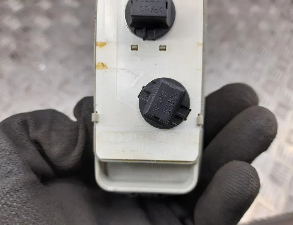 AUDI Q5 8R (2008-2017) Interior Lighting 8R0947292 33424989