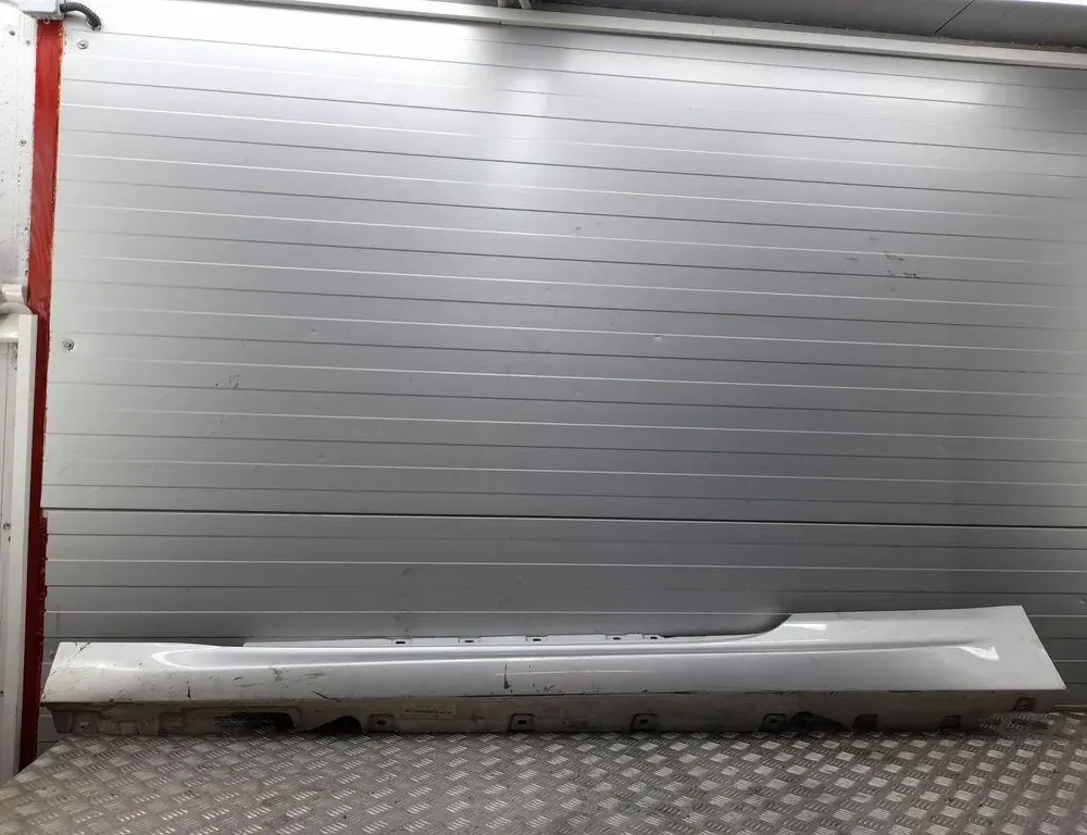 BMW 6 Series F06/F12/F13 (2010-2018) Left Side Plastic Sideskirt Cover 8050415 33426771