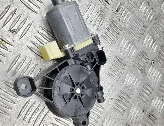 PORSCHE Macan 1 generation (2013-2023) Priekšējo kreiso durvju logu pacēlāja motorīts 5Q0959801B 33426903