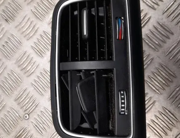 AUDI Q5 8R (2008-2017) Gaisa restes aizmugurē 8K0819203J 33428311