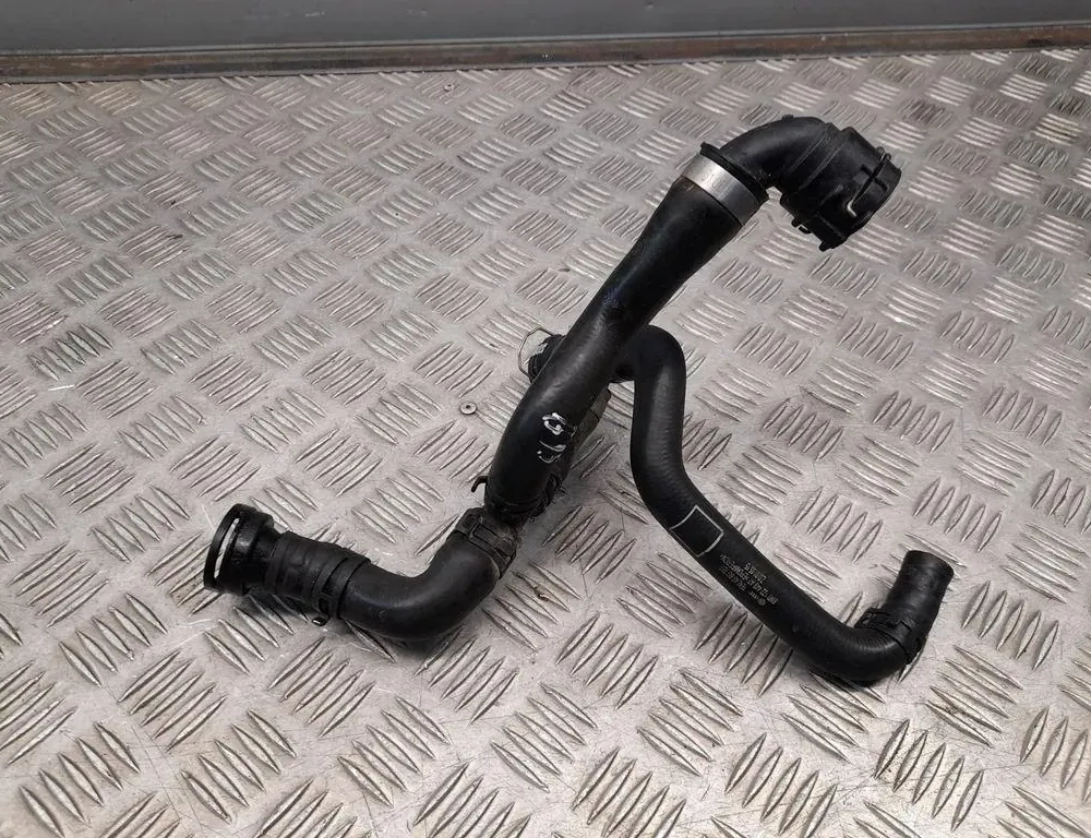 AUDI A4 B9/8W (2015-2024) Dzesēšanas šļauka / truba 8W0122449AT 33428717