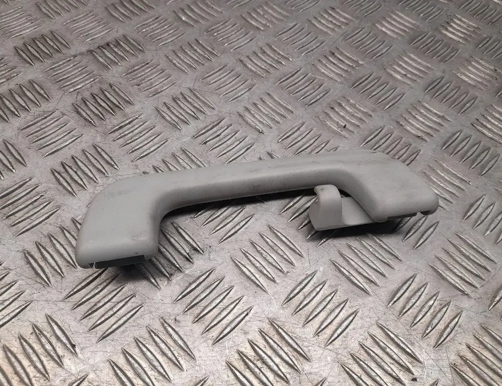 AUDI A8 D2/4D (1994-2002) Ручка крыши задняя левая 4H0857607C 33429474