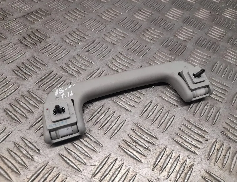 AUDI A8 D2/4D (1994-2002) Front Left Roof Handle 33429475