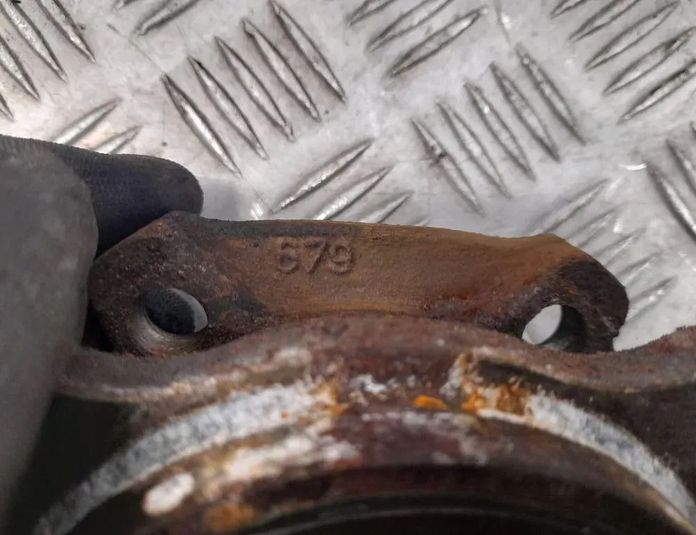 AUDI Q5 8R (2008-2017) Aizmugurējā kreisā riteņa gultni 8W0407579L 33430597