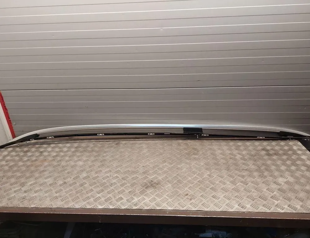 MERCEDES-BENZ GL-Class X166 (2012-2015) Aizmugurējais kreisais jumta rokturis A1666901880,A1668900993 33430847