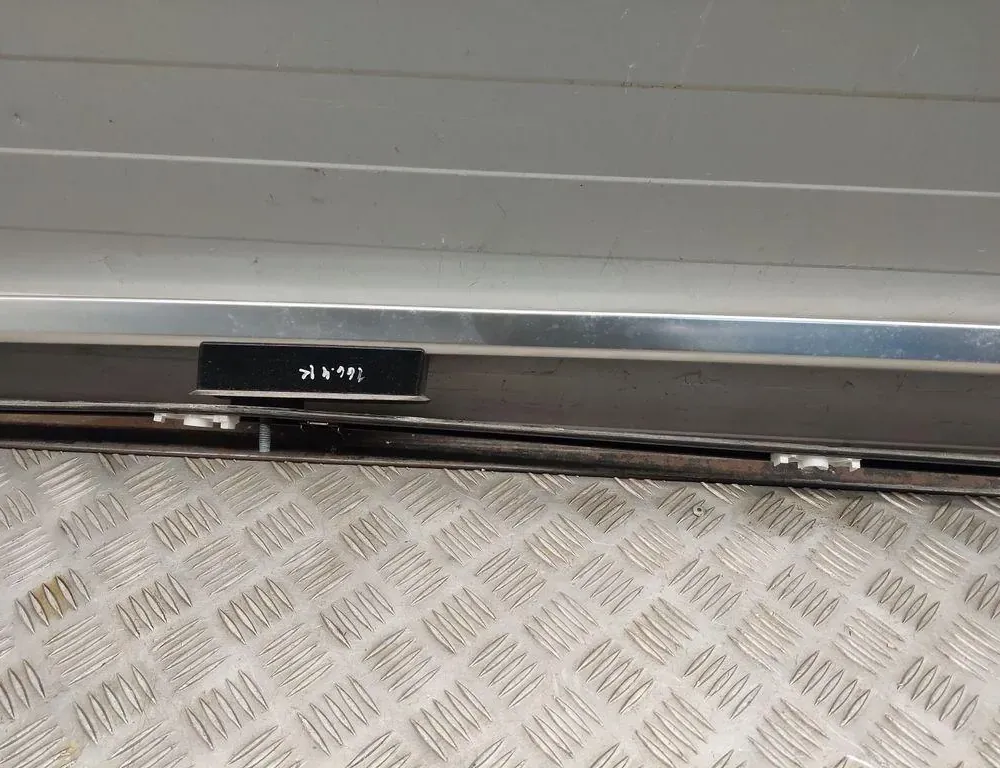 MERCEDES-BENZ GL-Class X166 (2012-2015) Rear Left Roof Handle A1668901093 33430926