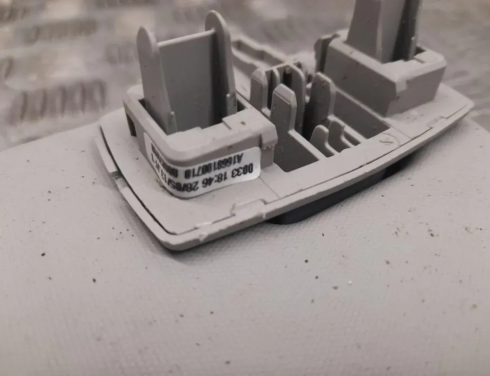 MERCEDES-BENZ GL-Class X166 (2012-2015) Left Side Sun Visor A1668100710 33430951