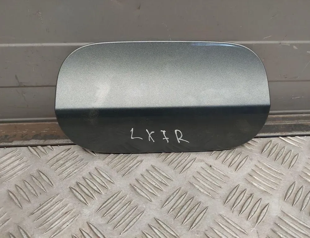 AUDI A8 D2/4D (1994-2002) Degvielas tvertnes vāciņa bloķēšana 4H4809909B 33431495