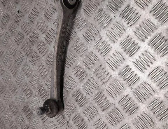 AUDI A8 D2/4D (1994-2002) Priekšējā labā taisnā ķega / ričags 33433346