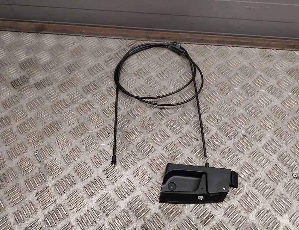 AUDI A5 8T (2007-2016) Другие внутренние детали 8T0885675 33433701