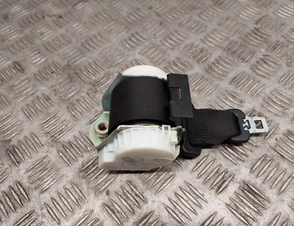 BMW 5 Series F10/F11 (2009-2017) Rear Middle Seatbelt 33434010