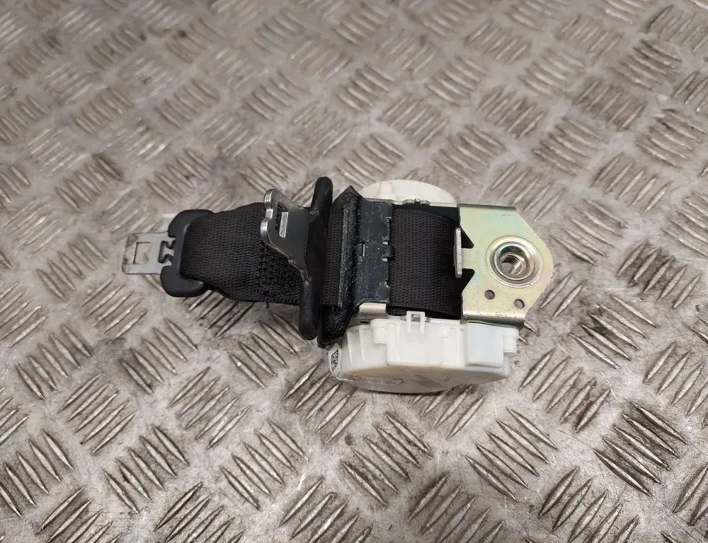 BMW 5 Series F10/F11 (2009-2017) Rear Middle Seatbelt 33434010