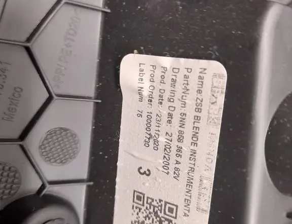 VOLKSWAGEN Tiguan 2 generation (2016-2024) Citas salona daļas 5NN858365 33434269