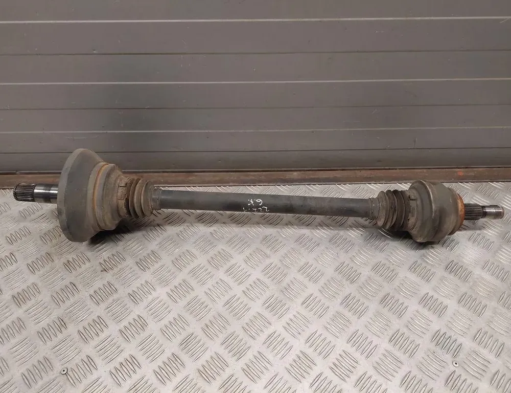 MERCEDES-BENZ S-Class W222/C217/A217 (2013-2020) Aizmugurējā kreisā pusass 33435204