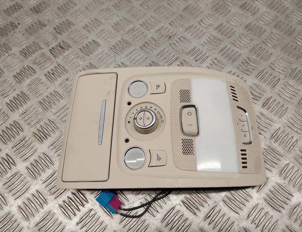 AUDI Q5 8R (2008-2017) Interior Lighting 8T0947135H 33437135