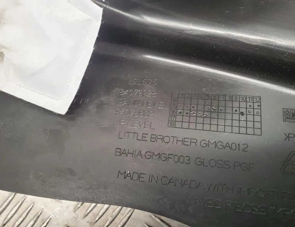 CHEVROLET Camaro 6 generation (2015-2024) Other Trim Parts 84076928 33438945