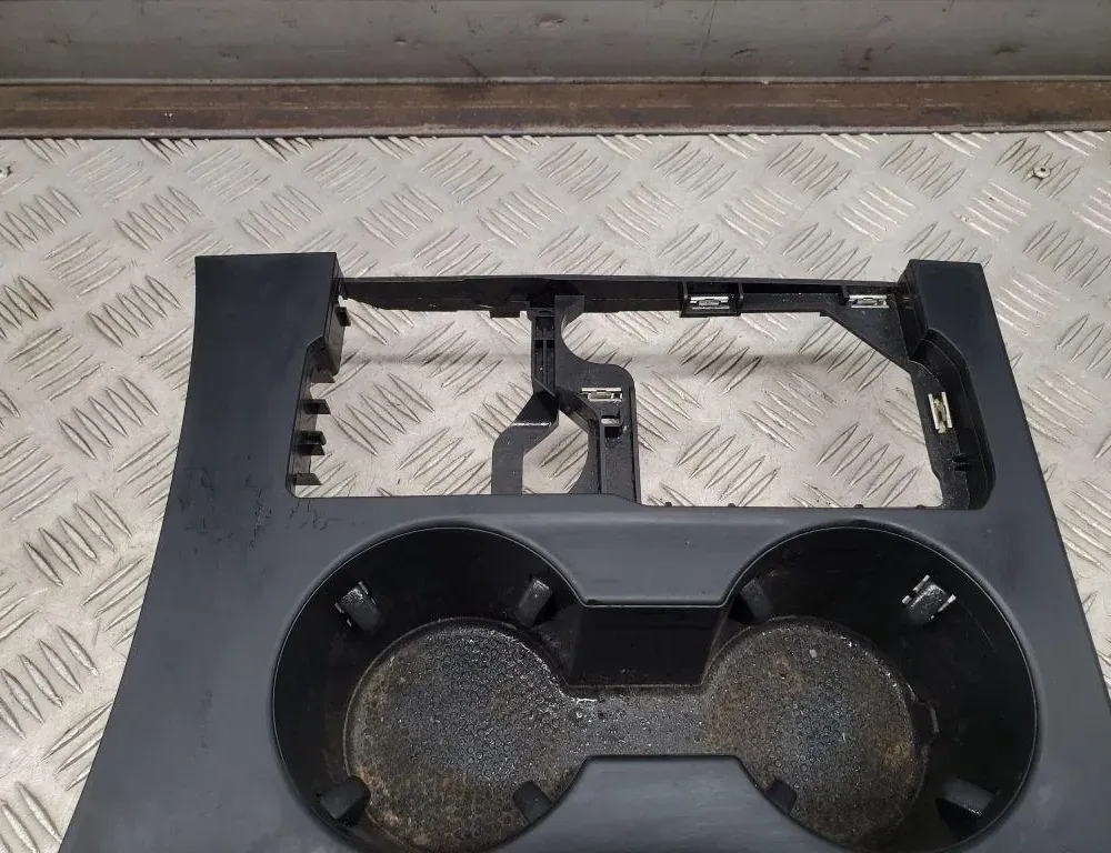 VOLKSWAGEN Atlas 1 generation (2017-2024) Glāžu turētājs 3CN864263F 33440330