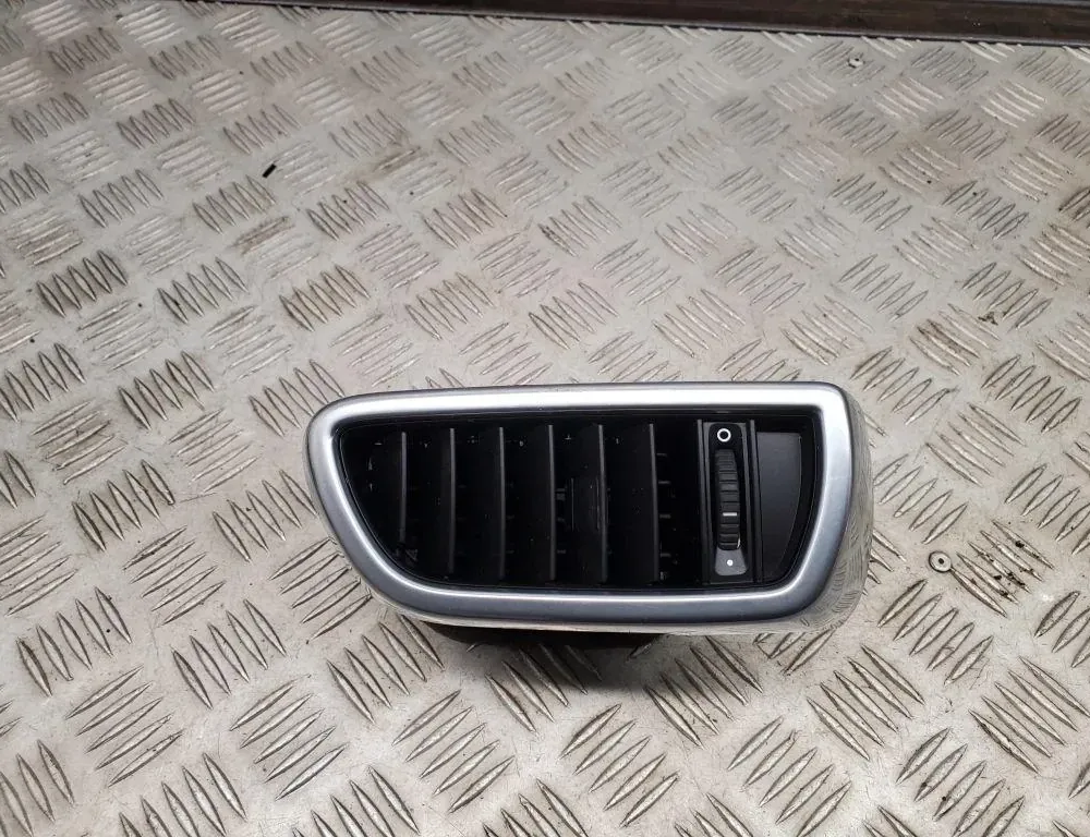 PORSCHE Cayenne 958 (2010-2018) Instrumentu paneļa gaisa kanāli 7P5819704A 33441256