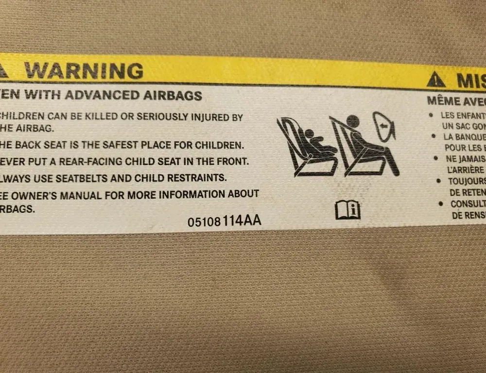 JEEP Grand Cherokee 4 generation (WK) (2004-2024) Right Side Sun Visor 05108114AA 33441599