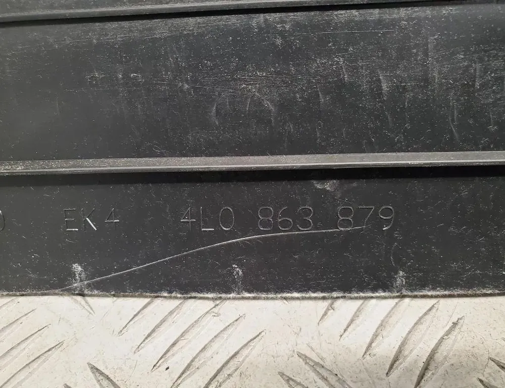 AUDI Q7 4M (2015-2024) Обделка замка багажника 4L0863879 33447213