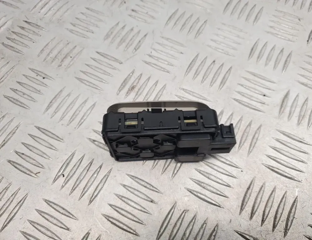 CHRYSLER Pacifica 2 generation (RU) (2016-2023) Other Interior Parts 55057421AC 33447482