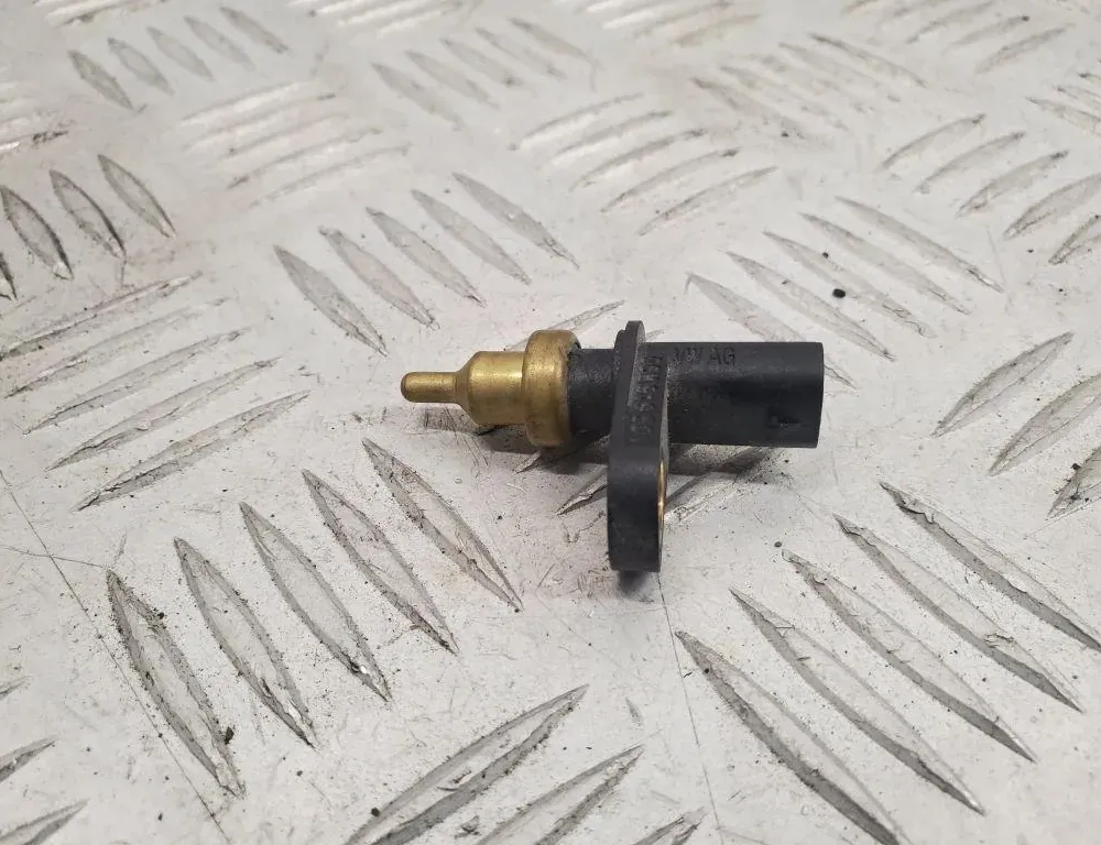 AUDI Q7 4M (2015-2024) Датчик температуры охлаждающей жидкости 06M919501 33448325