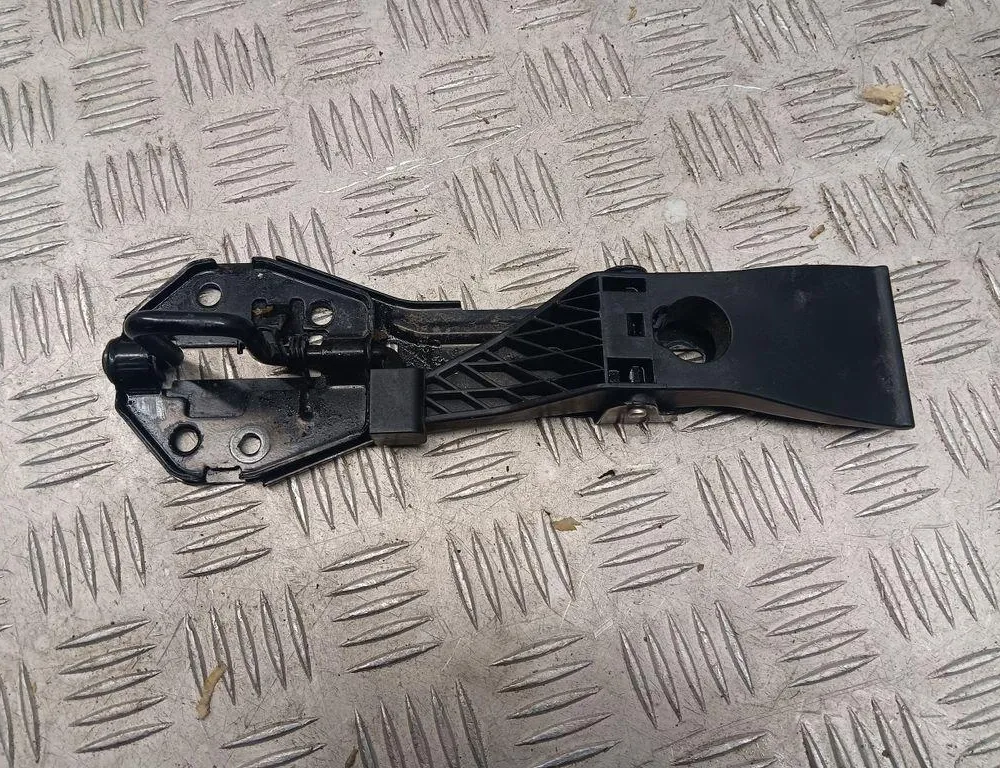 AUDI A6 C6/4F (2004-2011) Motora pārsega slēdzene 4G0823480A 33448998