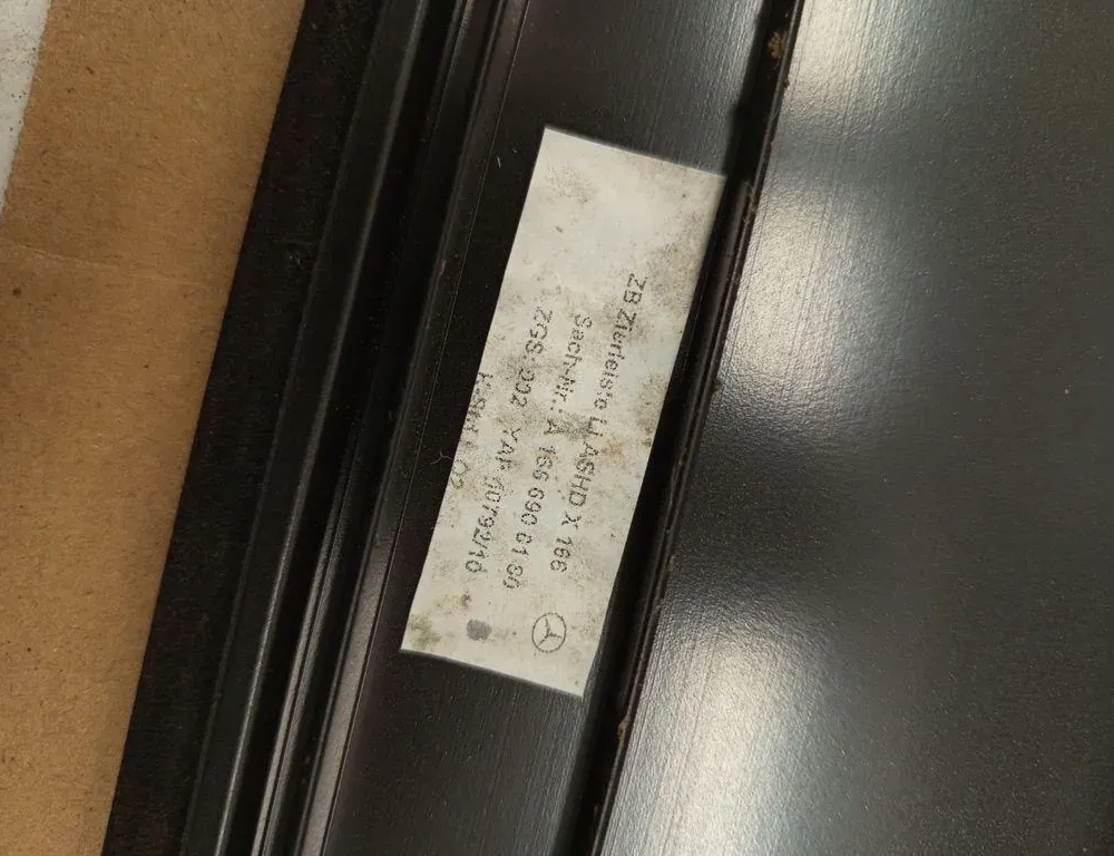 MERCEDES-BENZ GL-Class X166 (2012-2015) Aizmugurējais kreisais jumta rokturis A1666902080 33453773