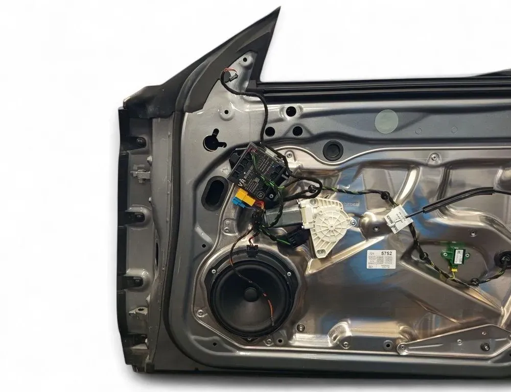 MERCEDES-BENZ CLS-Class C218/X218 (2011-2017) Priekšējās labās durvis A2129009328 33457916