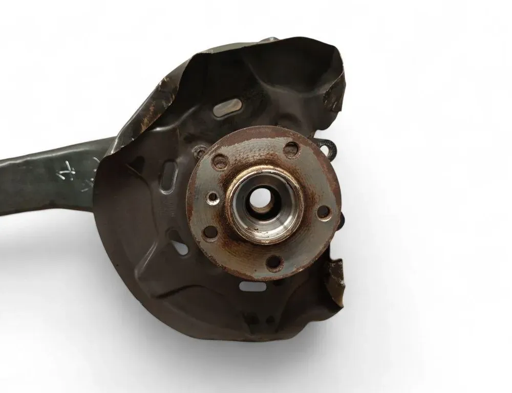 BMW X1 F48/F49 (2015-2023) Rear Right Wheel Hub 8842880 33462813