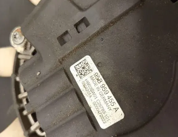 PORSCHE Macan 1 generation (2013-2023) Dzinēja dzesēšanas ventilators/difuzors 95B959455A 33466268