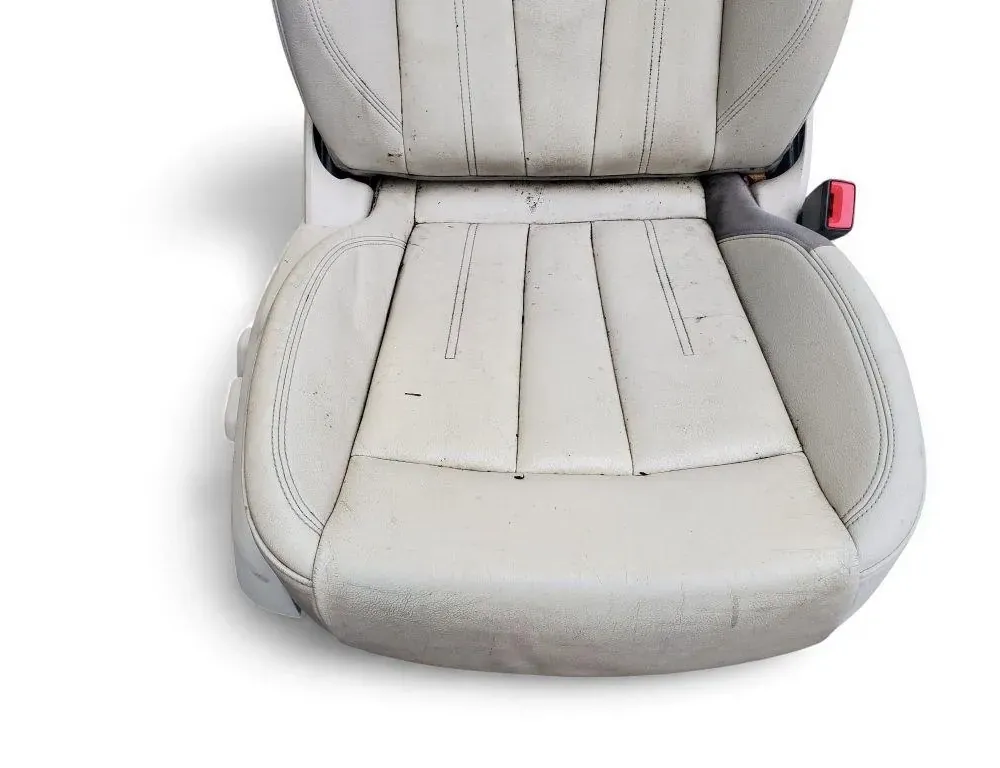 AUDI A4 B9/8W (2015-2024) Priekšējais labais sēdeklis 33466467