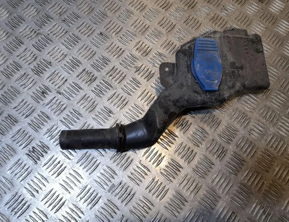 AUDI A5 Sportback 8T (2009-2011) Window Washer Tank 8T1955463 33484470
